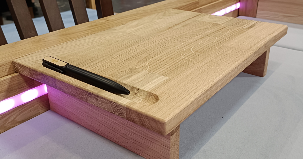 Gwen Board Game Table