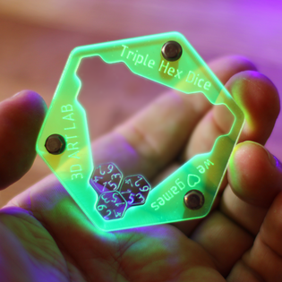 Couverture de TRIPLE HEX DICE
