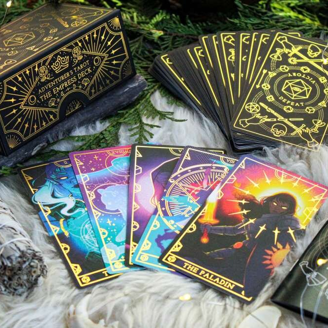 Couverture de THE ADVENTURER'S TAROT & COMPENDIUM FOR 5E D&D