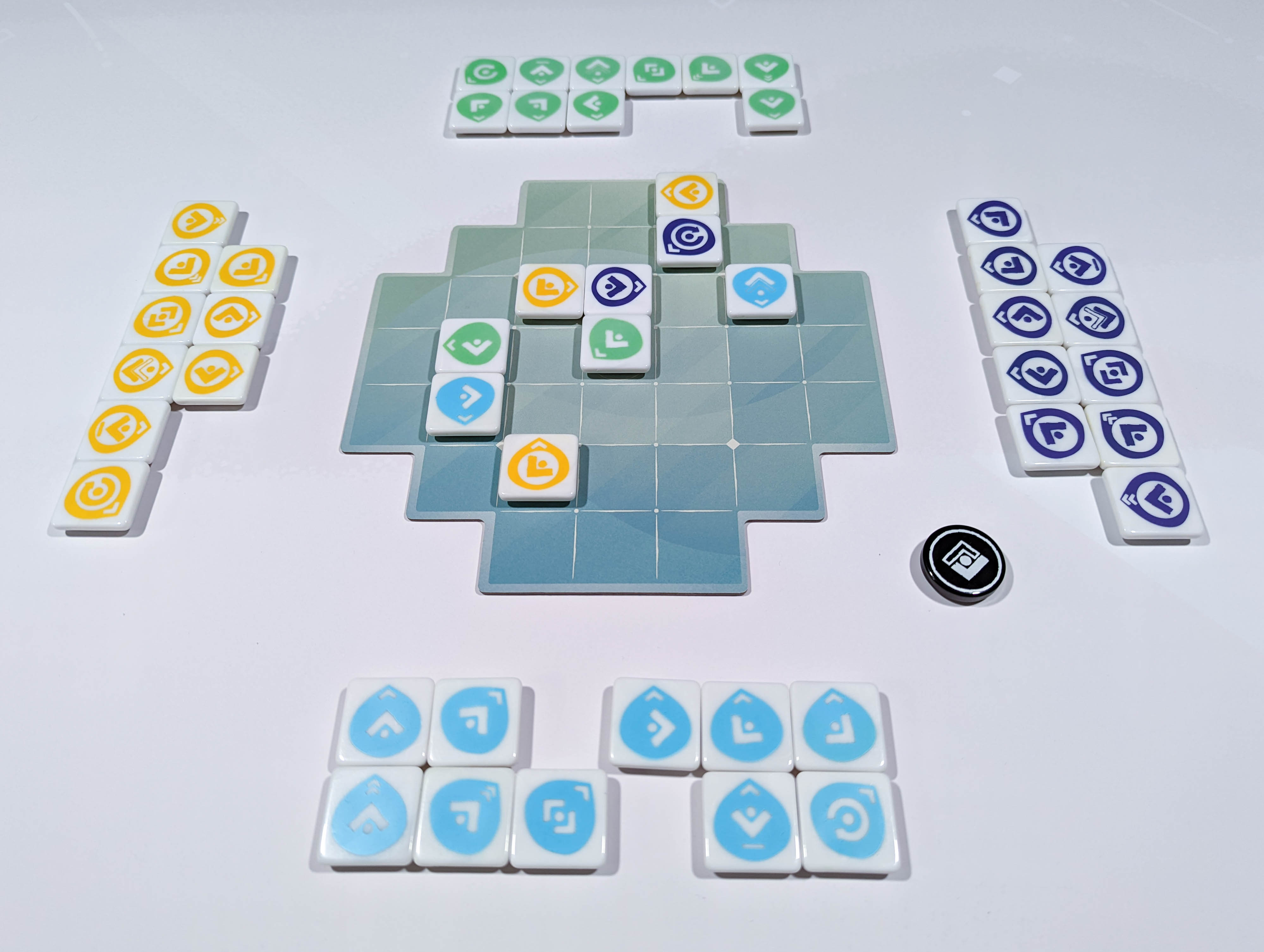 Philosophia Preview - Board Game Quest