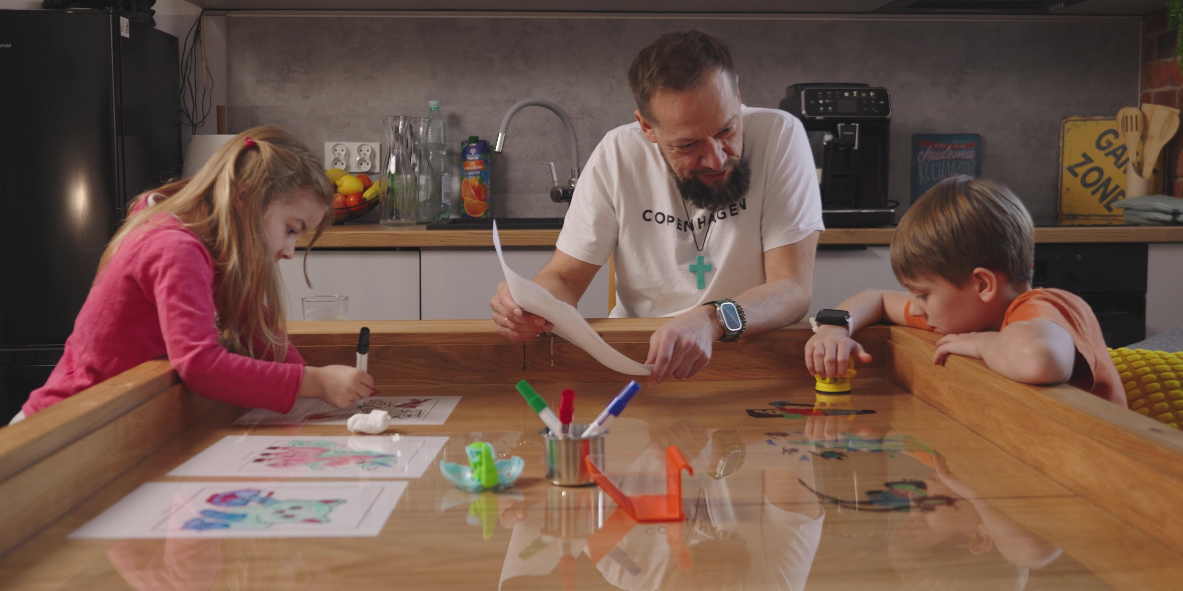 The Victor – Everyday Gaming Table by Geeknson by Geeknson Team - A ...